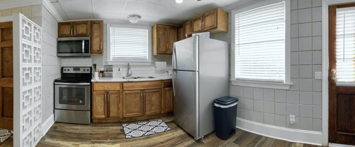 Amazing Cottage - Located On Blue Mile - Close To Gsu! Statesboro Kültér fotó