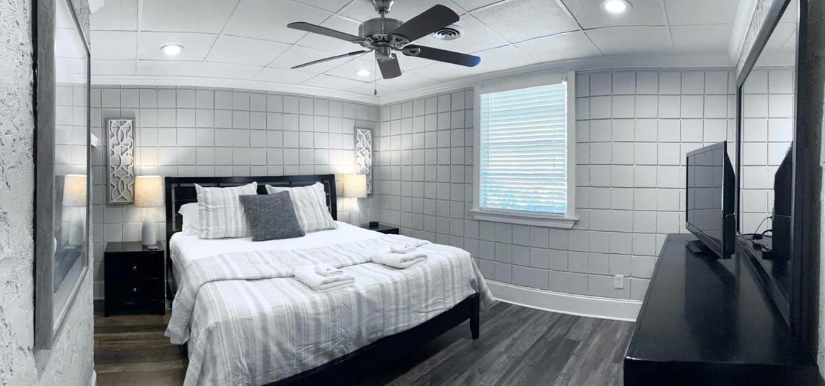 Amazing Cottage - Located On Blue Mile - Close To Gsu! Statesboro Kültér fotó